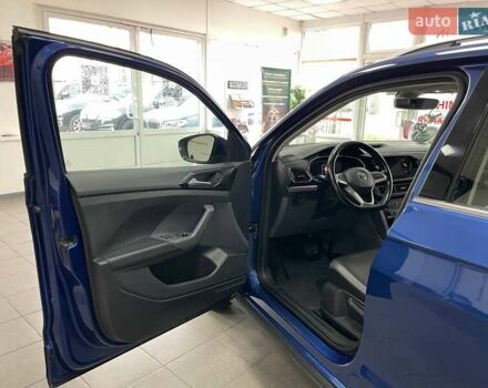 Синий Фольксваген T-Cross, объемом двигателя 1.6 л и пробегом 135 тыс. км за 19990 $, фото 16 на Automoto.ua