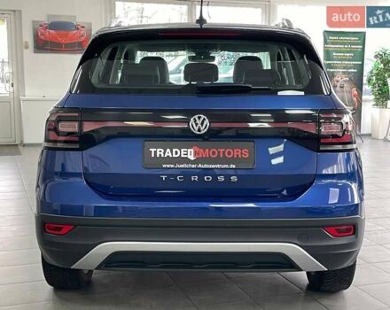 Синий Фольксваген T-Cross, объемом двигателя 1.6 л и пробегом 135 тыс. км за 19990 $, фото 10 на Automoto.ua