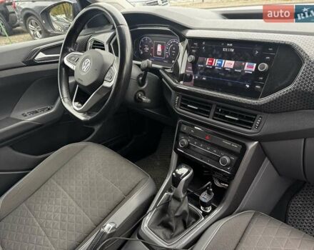 Фольксваген T-Cross 2020 в Киеве на Automoto.ua Синий Фольксваген T-Cross, объемом двигателя 1.6 л и пробегом 137 тыс. км за 19950 $, фото 12 на Automoto.ua