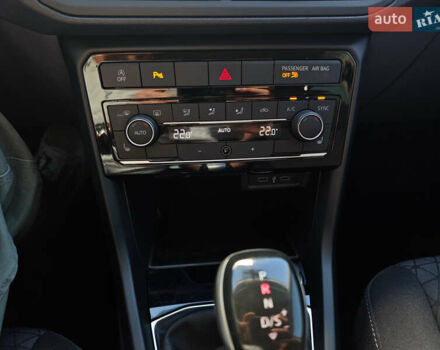 Фольксваген T-Cross 2021 в Кропивницком (Кировограде) на Automoto.ua Синий Фольксваген T-Cross, объемом двигателя 1 л и пробегом 25 тыс. км за 17083 $, фото 14 на Automoto.ua