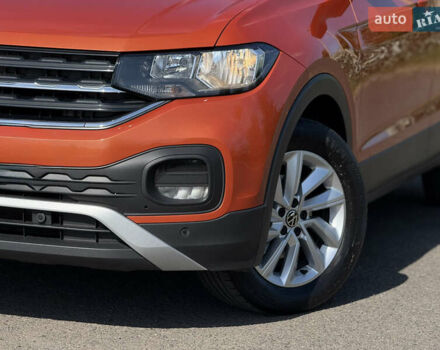 Фольксваген T-Cross 2021 в Кривом Роге на Automoto.ua Оранжевый Фольксваген T-Cross, объемом двигателя 1 л и пробегом 79 тыс. км за 18500 $, фото 4 на Automoto.ua