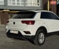 Белый Фольксваген Ти-Рок, объемом двигателя 1.5 л и пробегом 180 тыс. км за 16600 $, фото 3 на Automoto.ua