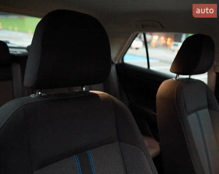 Белый Фольксваген Ти-Рок, объемом двигателя 1.97 л и пробегом 159 тыс. км за 23000 $, фото 44 на Automoto.ua