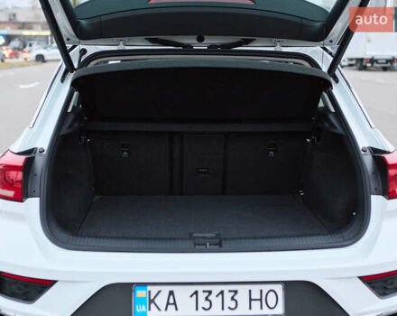 Белый Фольксваген Ти-Рок, объемом двигателя 1.97 л и пробегом 159 тыс. км за 23000 $, фото 20 на Automoto.ua