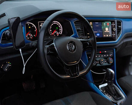 Белый Фольксваген Ти-Рок, объемом двигателя 1.97 л и пробегом 159 тыс. км за 23000 $, фото 26 на Automoto.ua