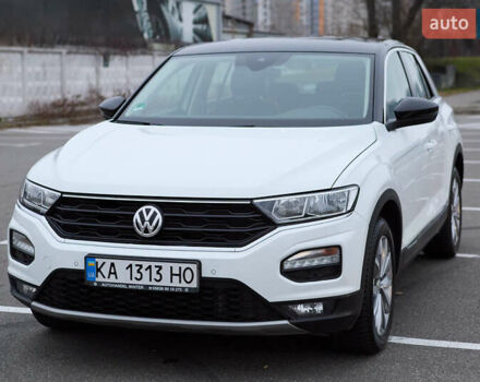 Белый Фольксваген Ти-Рок, объемом двигателя 1.97 л и пробегом 159 тыс. км за 23000 $, фото 3 на Automoto.ua