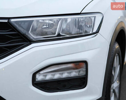 Белый Фольксваген Ти-Рок, объемом двигателя 1.97 л и пробегом 159 тыс. км за 23000 $, фото 16 на Automoto.ua