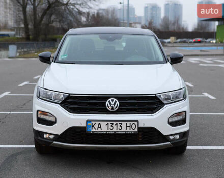 Белый Фольксваген Ти-Рок, объемом двигателя 1.97 л и пробегом 159 тыс. км за 23000 $, фото 2 на Automoto.ua