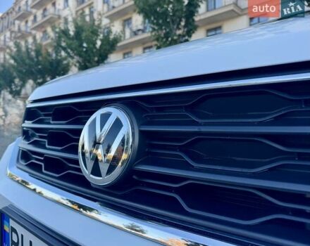 Фольксваген Ти-Рок 2019 в Одессе на Automoto.ua Белый Фольксваген Ти-Рок, объемом двигателя 1.5 л и пробегом 71 тыс. км за 19999 $, фото 12 на Automoto.ua