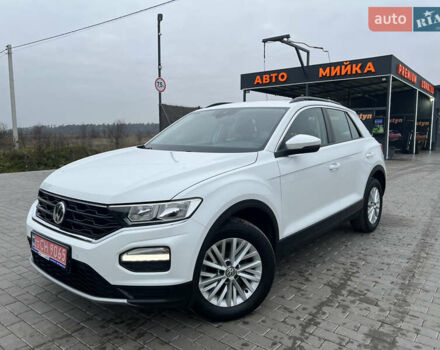 Белый Фольксваген Ти-Рок, объемом двигателя 1.97 л и пробегом 191 тыс. км за 19637 $, фото 1 на Automoto.ua