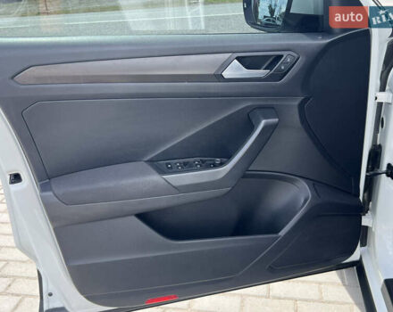 Білий Фольксваген Ті-Рок, об'ємом двигуна 1.97 л та пробігом 191 тис. км за 19713 $, фото 12 на Automoto.ua