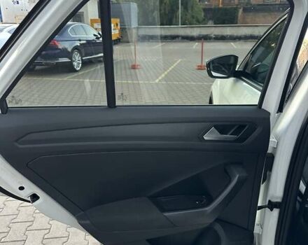 Білий Фольксваген Ті-Рок, об'ємом двигуна 1.5 л та пробігом 55 тис. км за 24999 $, фото 25 на Automoto.ua