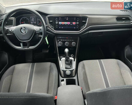 Білий Фольксваген Ті-Рок, об'ємом двигуна 1.97 л та пробігом 191 тис. км за 19713 $, фото 21 на Automoto.ua