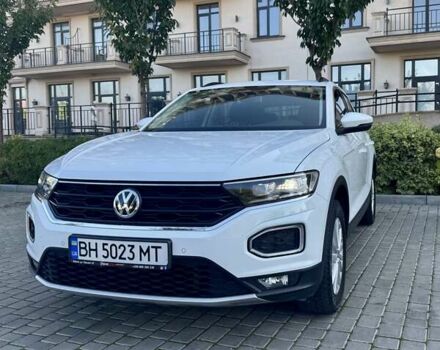 Фольксваген Ти-Рок 2019 в Одессе на Automoto.ua Белый Фольксваген Ти-Рок, объемом двигателя 1.5 л и пробегом 71 тыс. км за 19999 $, фото 7 на Automoto.ua