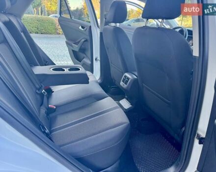 Фольксваген Ти-Рок 2019 в Одессе на Automoto.ua Белый Фольксваген Ти-Рок, объемом двигателя 1.5 л и пробегом 71 тыс. км за 19999 $, фото 37 на Automoto.ua