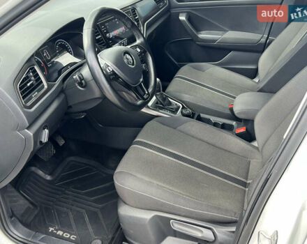 Білий Фольксваген Ті-Рок, об'ємом двигуна 1.97 л та пробігом 191 тис. км за 19713 $, фото 15 на Automoto.ua