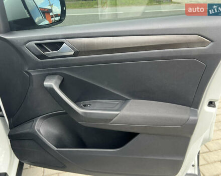 Білий Фольксваген Ті-Рок, об'ємом двигуна 1.97 л та пробігом 191 тис. км за 19713 $, фото 23 на Automoto.ua