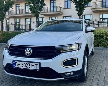 Фольксваген Ти-Рок 2019 в Одессе на Automoto.ua Белый Фольксваген Ти-Рок, объемом двигателя 1.5 л и пробегом 71 тыс. км за 19999 $, фото 4 на Automoto.ua