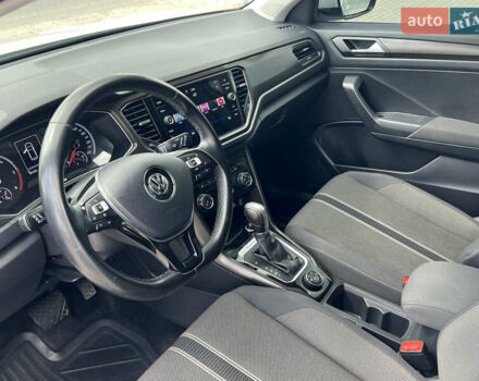 Білий Фольксваген Ті-Рок, об'ємом двигуна 1.97 л та пробігом 191 тис. км за 19713 $, фото 13 на Automoto.ua