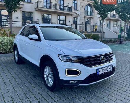 Фольксваген Ти-Рок 2019 в Одессе на Automoto.ua Белый Фольксваген Ти-Рок, объемом двигателя 1.5 л и пробегом 71 тыс. км за 19999 $, фото 10 на Automoto.ua