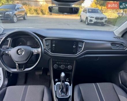 Фольксваген Ти-Рок 2019 в Одессе на Automoto.ua Белый Фольксваген Ти-Рок, объемом двигателя 1.5 л и пробегом 71 тыс. км за 19999 $, фото 35 на Automoto.ua