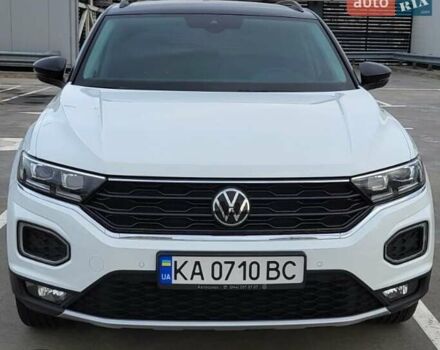 Фольксваген Ти-Рок 2020 в Киеве на Automoto.ua Белый Фольксваген Ти-Рок, объемом двигателя 1.5 л и пробегом 31 тыс. км за 25000 $, фото 1 на Automoto.ua