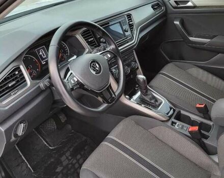 Фольксваген Ти-Рок 2020 в Киеве на Automoto.ua Белый Фольксваген Ти-Рок, объемом двигателя 1.5 л и пробегом 31 тыс. км за 25000 $, фото 9 на Automoto.ua