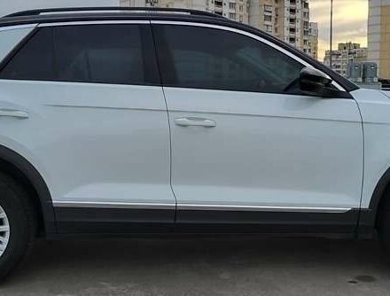 Фольксваген Ти-Рок 2020 в Киеве на Automoto.ua Белый Фольксваген Ти-Рок, объемом двигателя 1.5 л и пробегом 31 тыс. км за 25000 $, фото 6 на Automoto.ua