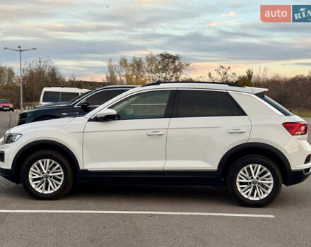 Белый Фольксваген Ти-Рок, объемом двигателя 1.5 л и пробегом 65 тыс. км за 23500 $, фото 18 на Automoto.ua
