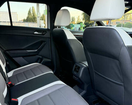 Фольксваген Ти-Рок 2021 в Лубнах на Automoto.ua Белый Фольксваген Ти-Рок, объемом двигателя 1.97 л и пробегом 43 тыс. км за 25500 $, фото 15 на Automoto.ua