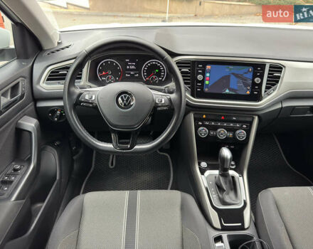 Білий Фольксваген Ті-Рок, об'ємом двигуна 1.5 л та пробігом 65 тис. км за 22999 $, фото 37 на Automoto.ua