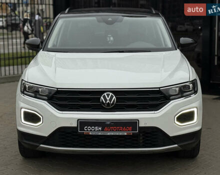 Белый Фольксваген Ти-Рок, объемом двигателя 1.5 л и пробегом 62 тыс. км за 19999 $, фото 4 на Automoto.ua