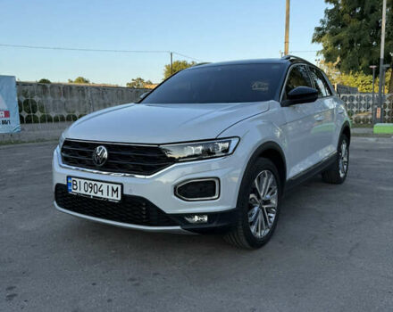 Фольксваген Ти-Рок 2021 в Лубнах на Automoto.ua Белый Фольксваген Ти-Рок, объемом двигателя 1.97 л и пробегом 43 тыс. км за 25500 $, фото 2 на Automoto.ua