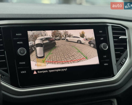 Белый Фольксваген Ти-Рок, объемом двигателя 1.5 л и пробегом 65 тыс. км за 23500 $, фото 10 на Automoto.ua