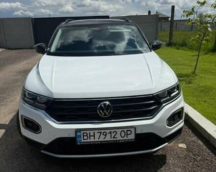 Белый Фольксваген Ти-Рок, объемом двигателя 1.5 л и пробегом 22 тыс. км за 25600 $, фото 11 на Automoto.ua