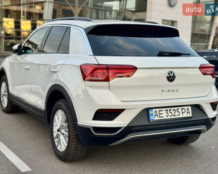 Белый Фольксваген Ти-Рок, объемом двигателя 1.5 л и пробегом 65 тыс. км за 23500 $, фото 19 на Automoto.ua