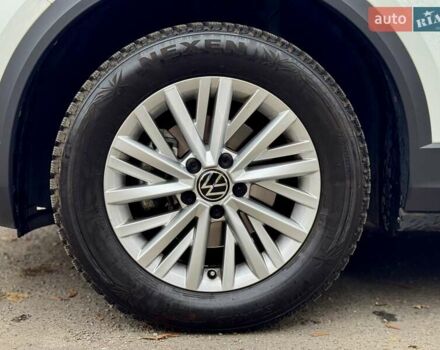 Білий Фольксваген Ті-Рок, об'ємом двигуна 1.5 л та пробігом 65 тис. км за 22999 $, фото 19 на Automoto.ua