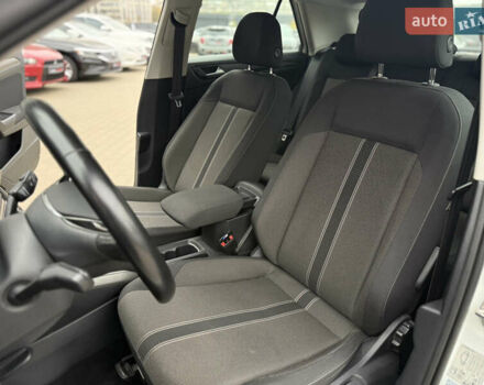 Белый Фольксваген Ти-Рок, объемом двигателя 1.5 л и пробегом 62 тыс. км за 19999 $, фото 12 на Automoto.ua