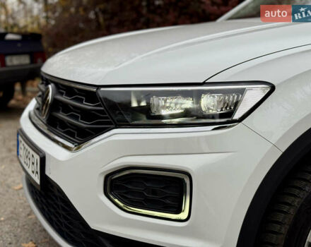 Білий Фольксваген Ті-Рок, об'ємом двигуна 1.5 л та пробігом 65 тис. км за 22999 $, фото 29 на Automoto.ua