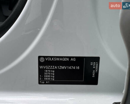 Белый Фольксваген Ти-Рок, объемом двигателя 1.5 л и пробегом 65 тыс. км за 23500 $, фото 23 на Automoto.ua