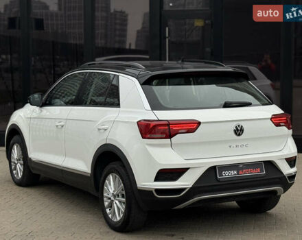 Белый Фольксваген Ти-Рок, объемом двигателя 1.5 л и пробегом 62 тыс. км за 19999 $, фото 7 на Automoto.ua