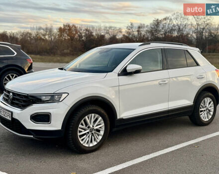 Белый Фольксваген Ти-Рок, объемом двигателя 1.5 л и пробегом 65 тыс. км за 23500 $, фото 16 на Automoto.ua