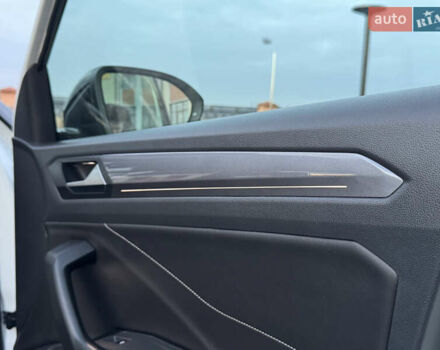 Білий Фольксваген Ті-Рок, об'ємом двигуна 1.5 л та пробігом 55 тис. км за 22799 $, фото 113 на Automoto.ua