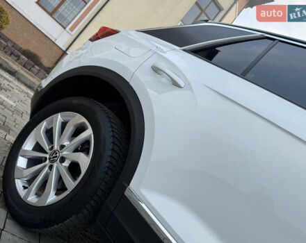 Білий Фольксваген Ті-Рок, об'ємом двигуна 1.5 л та пробігом 55 тис. км за 22799 $, фото 51 на Automoto.ua