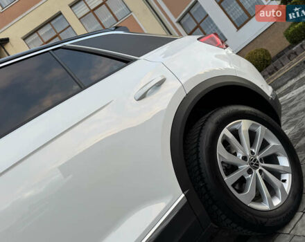 Білий Фольксваген Ті-Рок, об'ємом двигуна 1.5 л та пробігом 55 тис. км за 22799 $, фото 25 на Automoto.ua