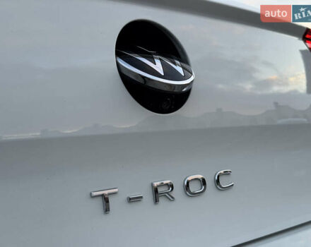 Білий Фольксваген Ті-Рок, об'ємом двигуна 1.5 л та пробігом 55 тис. км за 22799 $, фото 77 на Automoto.ua