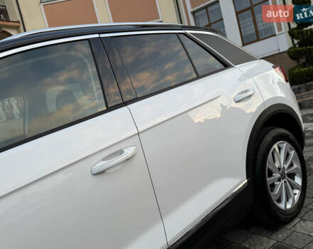 Білий Фольксваген Ті-Рок, об'ємом двигуна 1.5 л та пробігом 55 тис. км за 22799 $, фото 22 на Automoto.ua