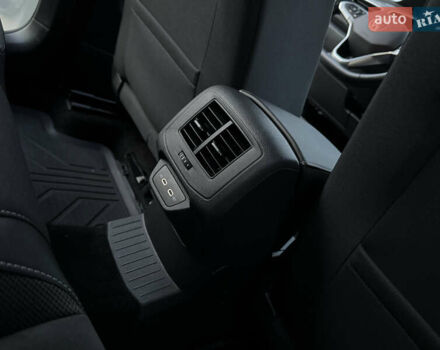 Білий Фольксваген Ті-Рок, об'ємом двигуна 1.5 л та пробігом 55 тис. км за 22799 $, фото 137 на Automoto.ua