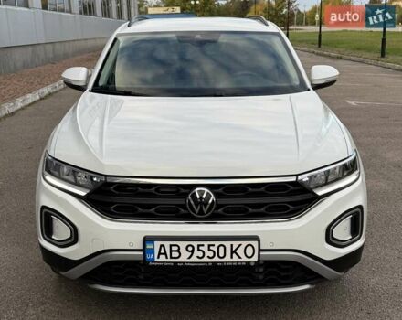 Білий Фольксваген Ті-Рок, об'ємом двигуна 1.4 л та пробігом 5 тис. км за 27800 $, фото 2 на Automoto.ua