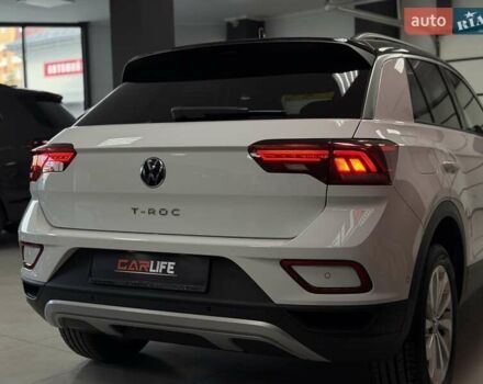 Фольксваген Ти-Рок 2024 в Тернополе на Automoto.ua Белый Фольксваген Ти-Рок, объемом двигателя 1.4 л и пробегом 5 тыс. км за 28300 $, фото 15 на Automoto.ua